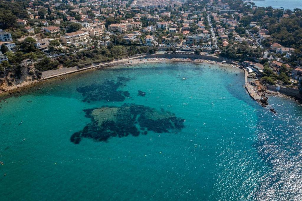 LumineuxT3 Centre-ville Parking Ascenseur Mer Plages Port à pied Location du Samedi au Samedi Sanary-sur-Mer Exterior foto